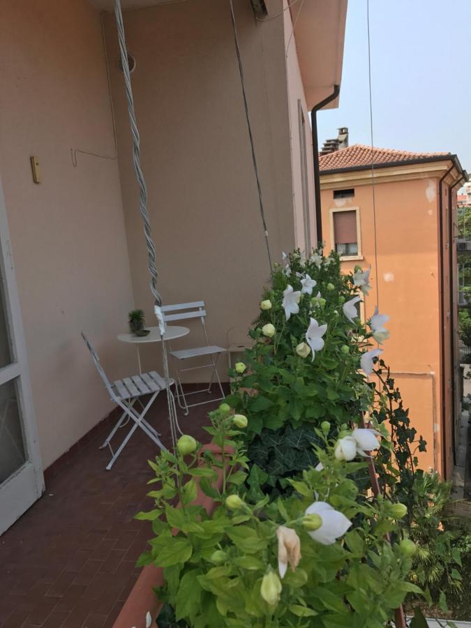 Bed and Breakfast Fleur Blanche Верона Экстерьер фото