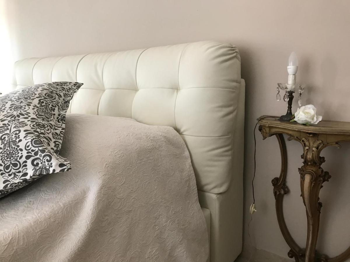Bed and Breakfast Fleur Blanche Верона Экстерьер фото