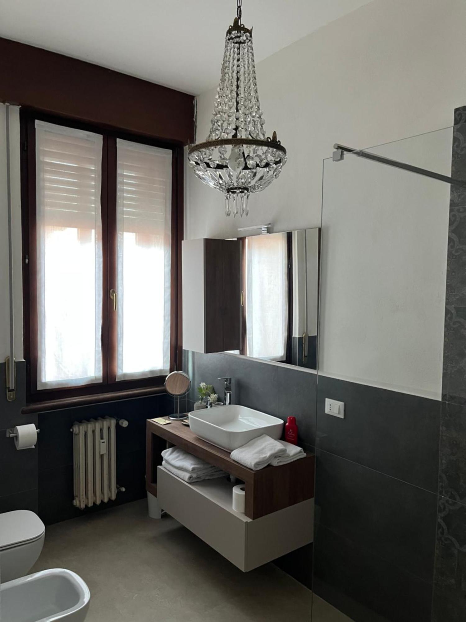 Bed and Breakfast Fleur Blanche Верона Экстерьер фото