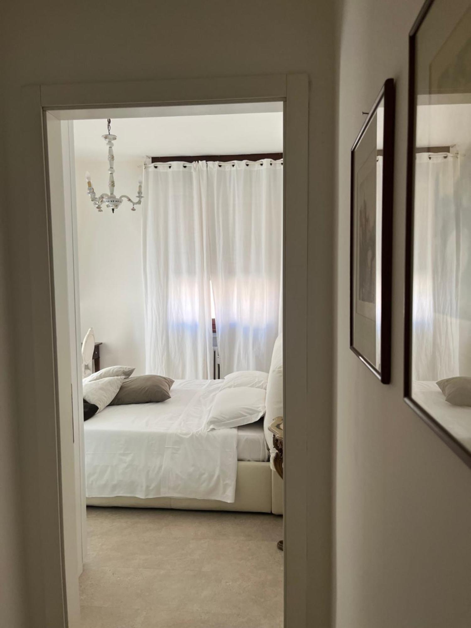 Bed and Breakfast Fleur Blanche Верона Экстерьер фото